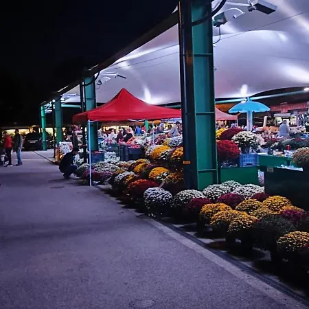 Market *