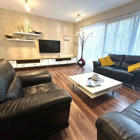 Market Apartment Nové Zámky